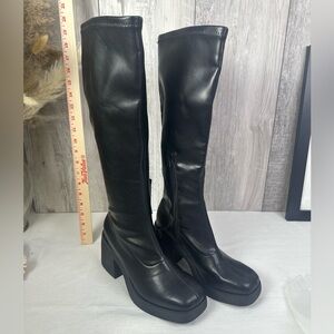 Black Knee-High Women's Boots